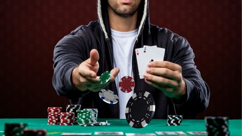 Sử dụng chiến thuật khi chơi Baccarat KUBET để quản lý vốn tốt